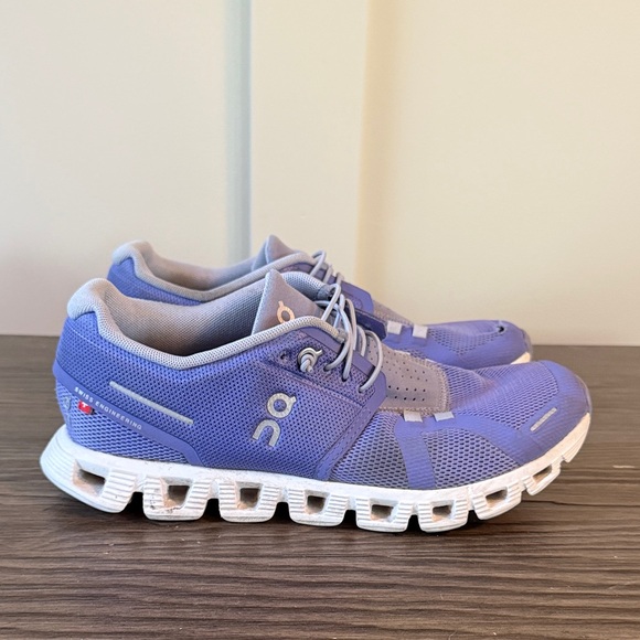 On Running Shoes - On Cloud 5